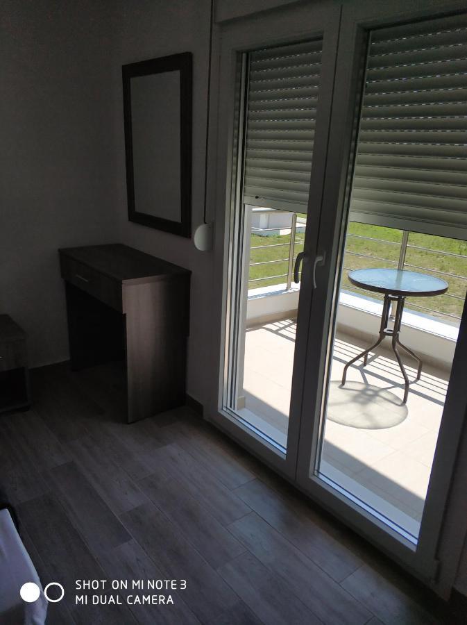 Vila Rouk Villa Leptokarya  Exteriör bild